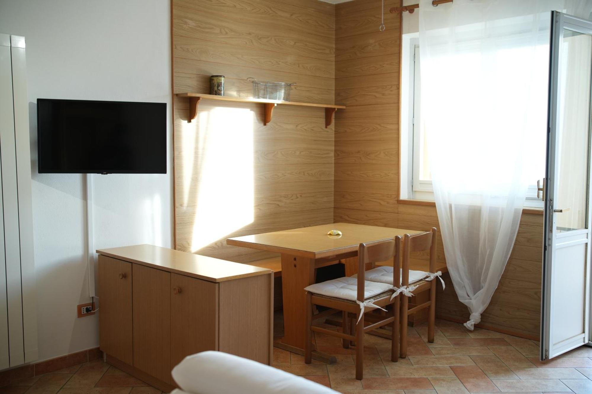 Welcomely - Casa Porta Di Cielo Lägenhet Dervio Exteriör bild